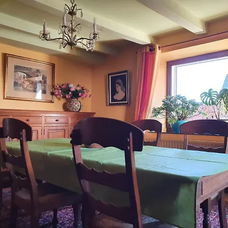Holiday home Sur La Rive Vierre